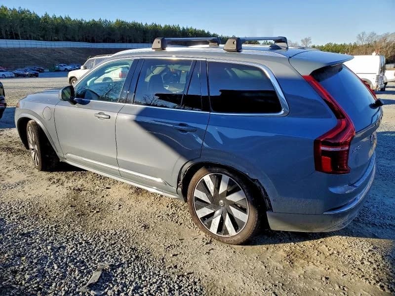 Volvo XC90, Ultimate