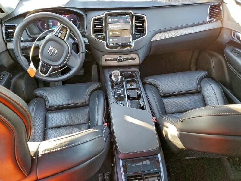 Volvo XC90, Ultimate