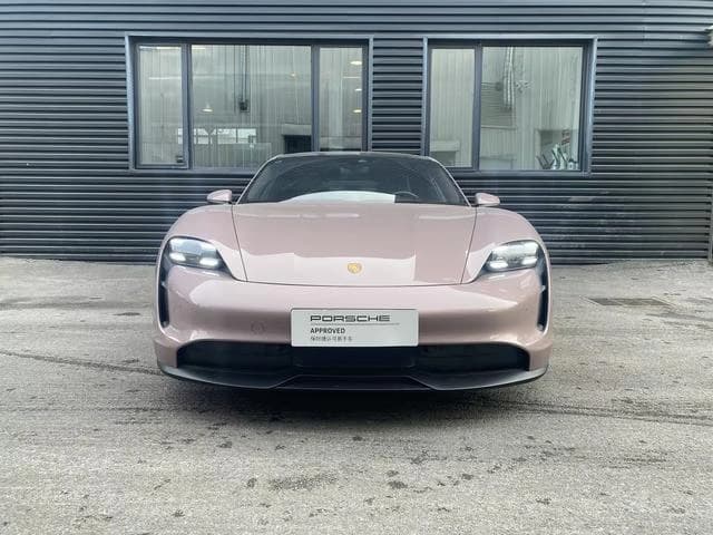 Porsche Taycan 4S