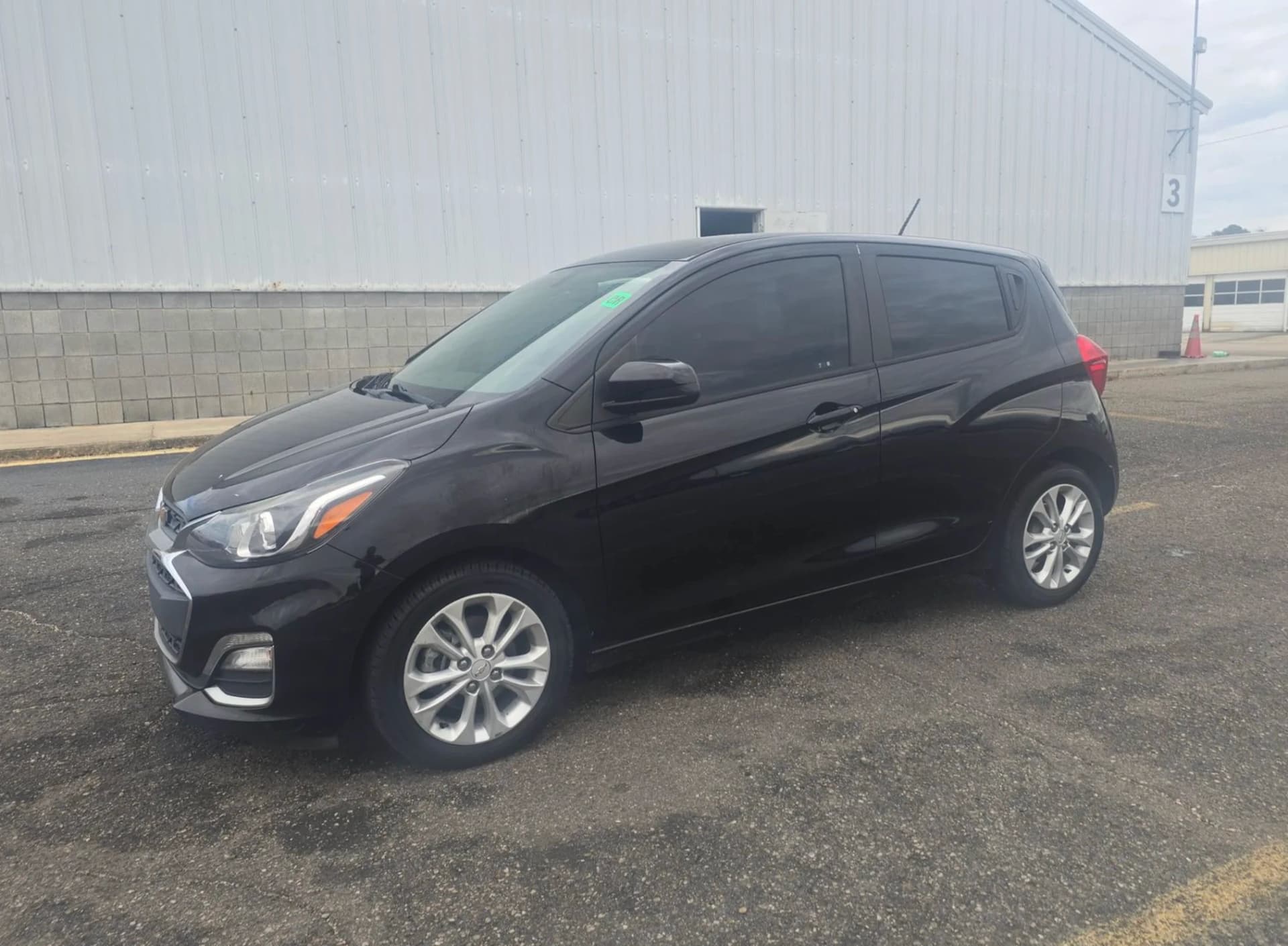 Chevrolet Spark 1LT 1SD