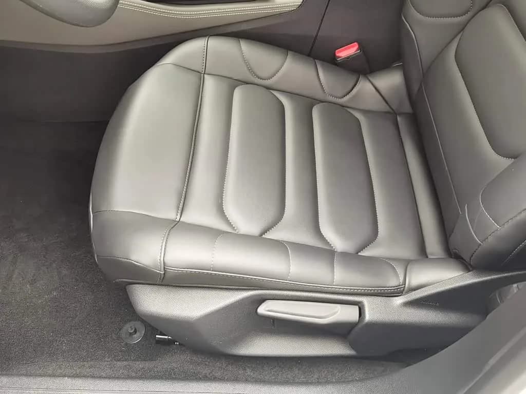 Citroën C5 X 1.6T Overseas Edition