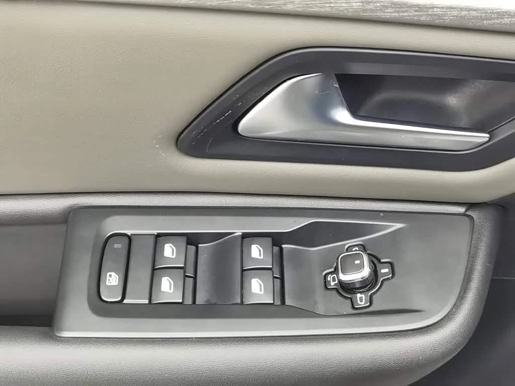 Citroën C5 X 1.6T Overseas Edition