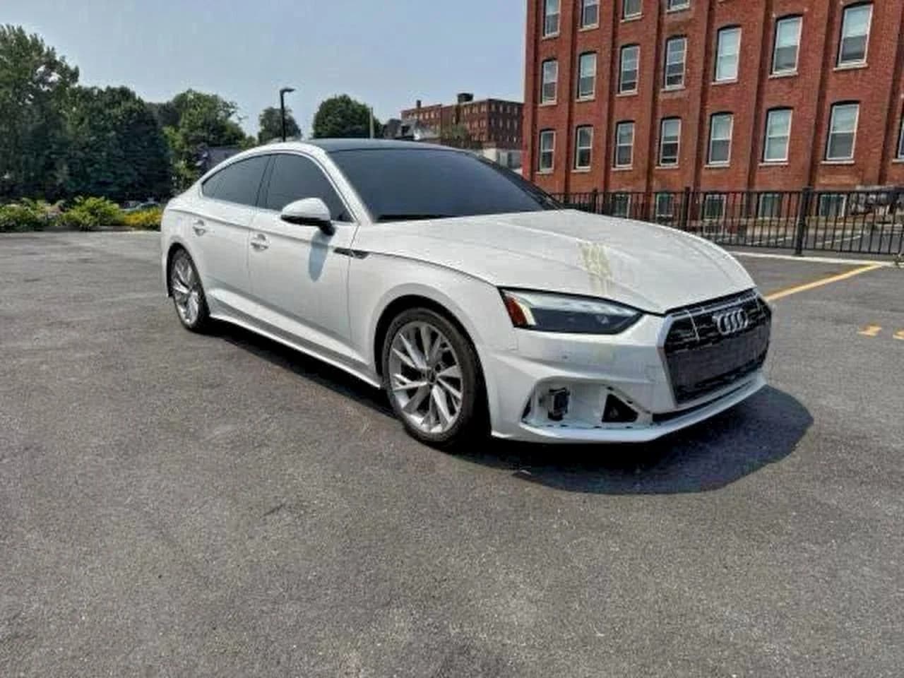 AUDI A5 PREMIUM PLUS 40