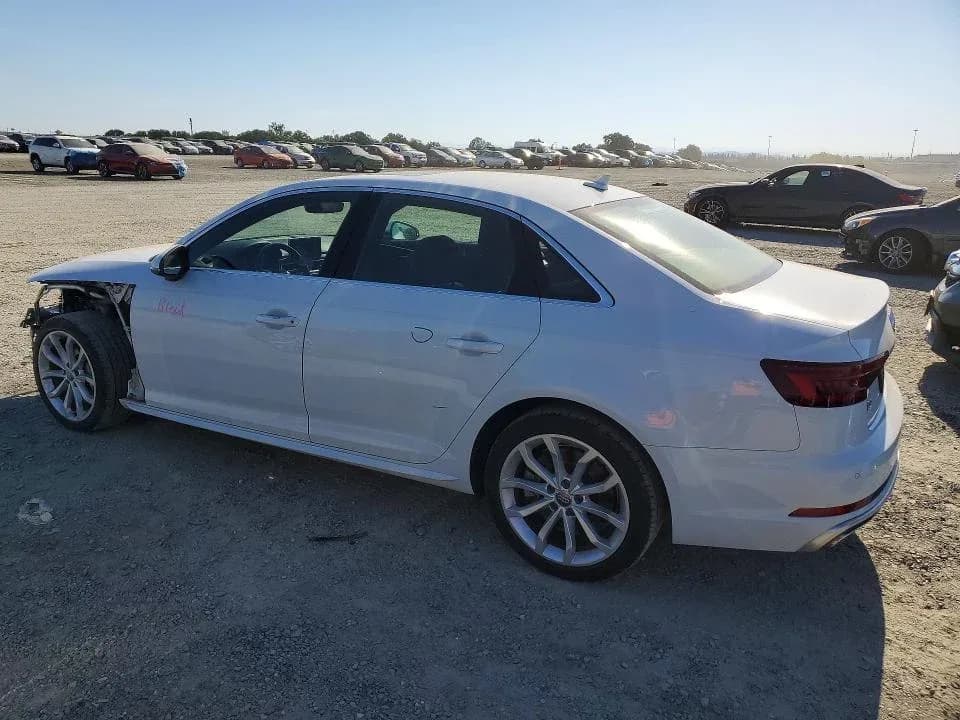 AUDI A4 Premium Plus