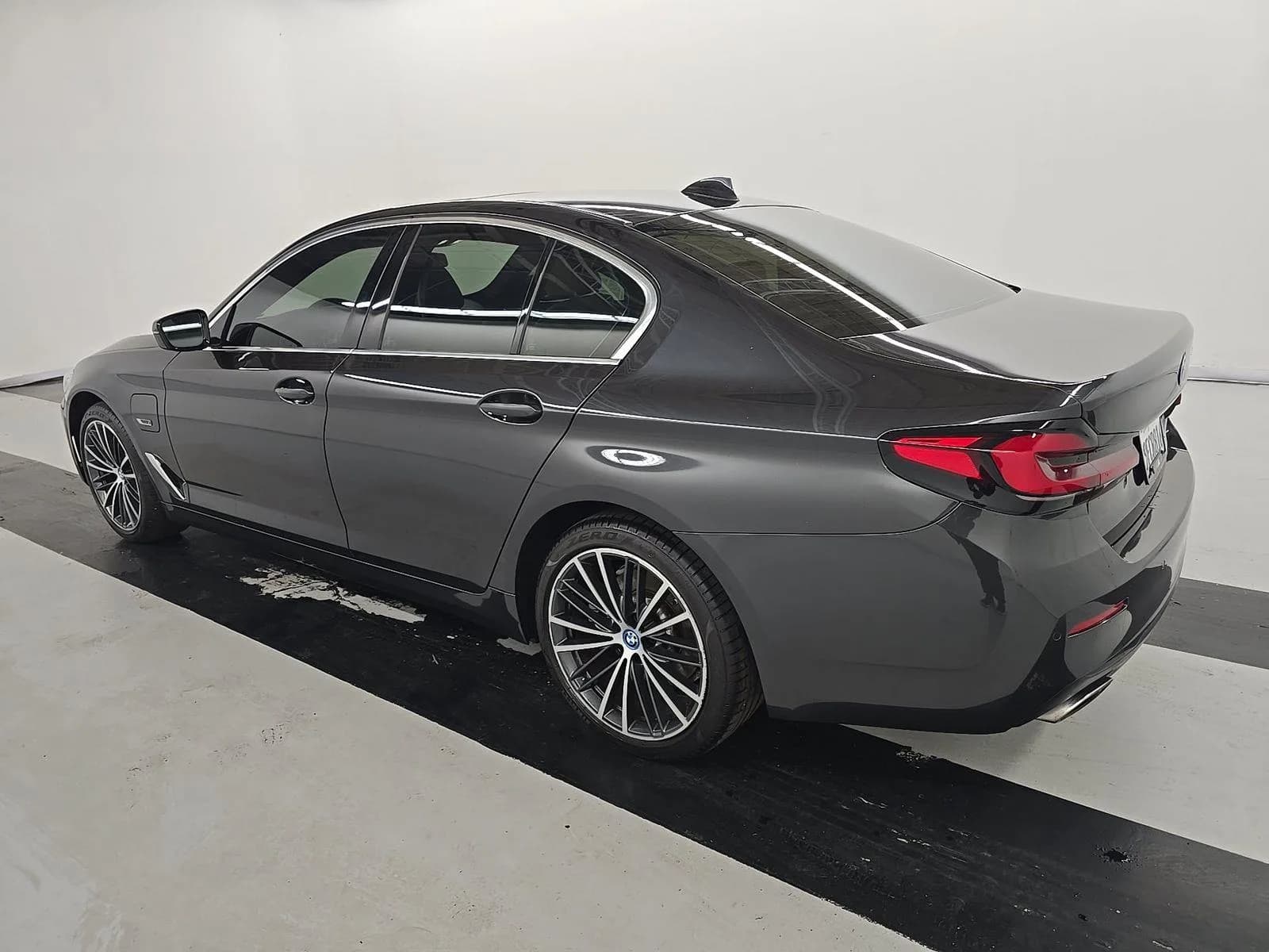 BMW 5 Series 530e