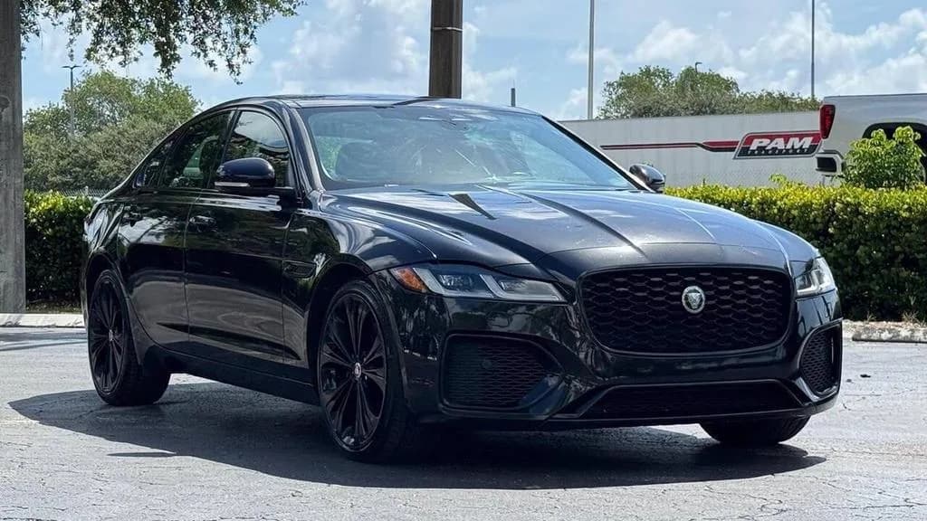 Jaguar Xf SE p250 automatic