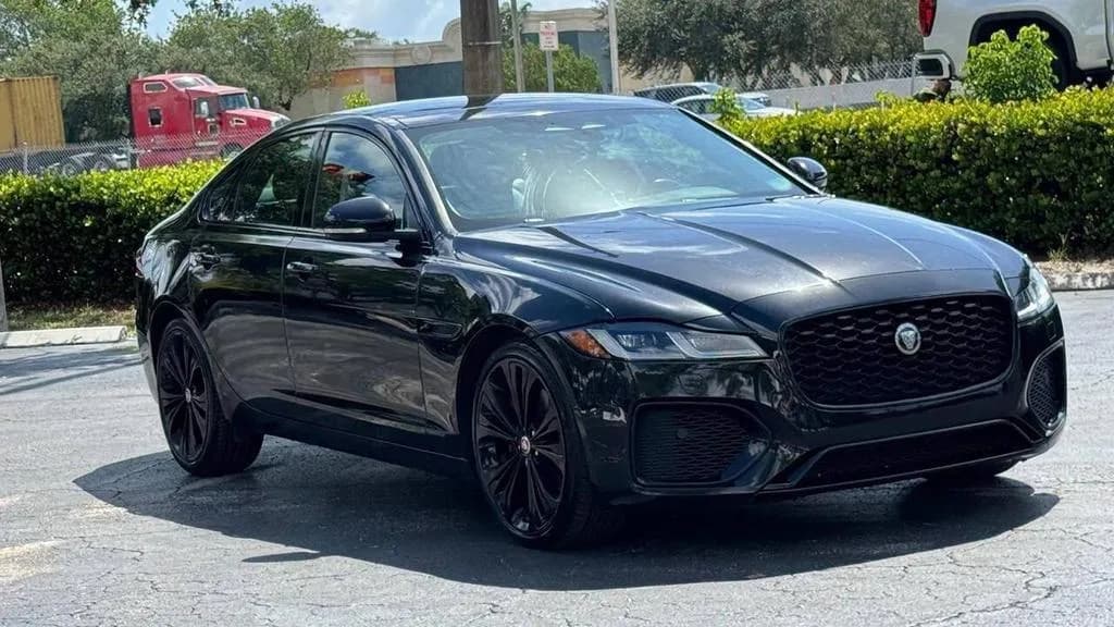 Jaguar Xf SE p250 automatic