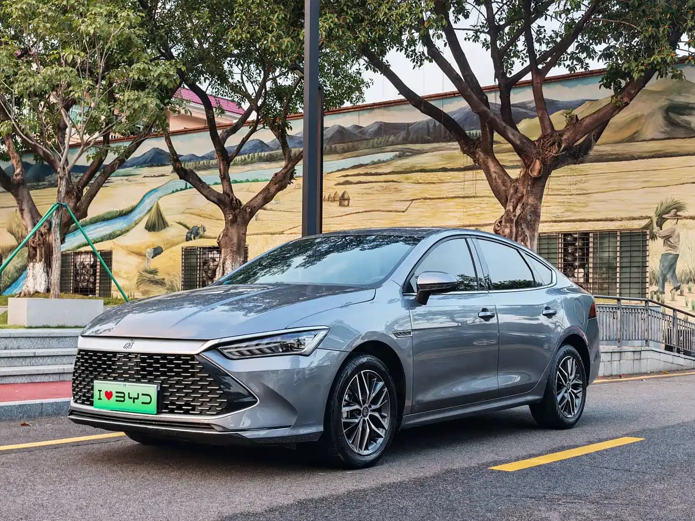 BYD Qin Plus 2021 DM-i 120KM Premium