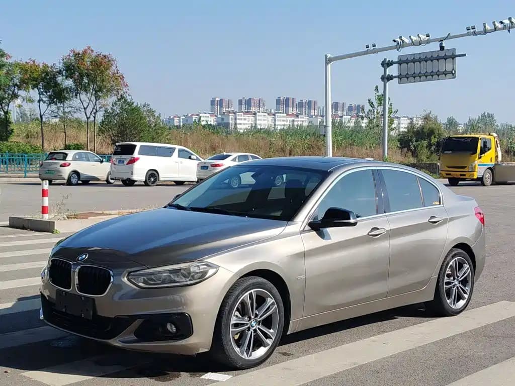 BMW 1 Series 2017 118i Sport