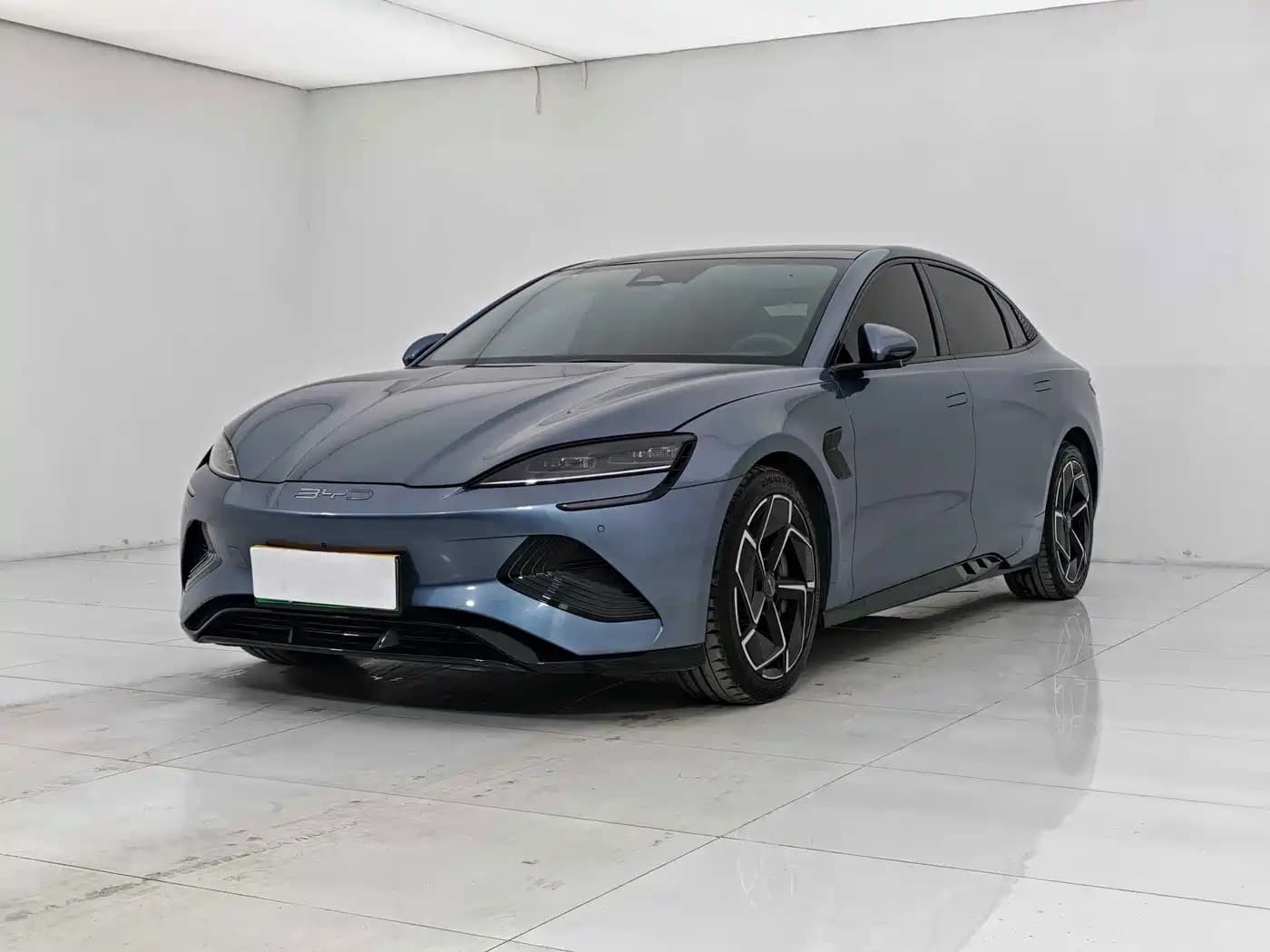 BYD Seal 2022 700km Long Range RWD Edition