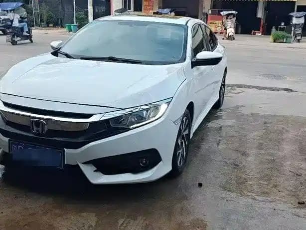 Honda Civic 2016 220TURBO CVT Luxury Edition