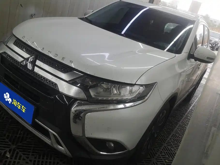 Mitsubishi Outlander 2019 2.0L 2WD Enjoy Edition 7-seater China V