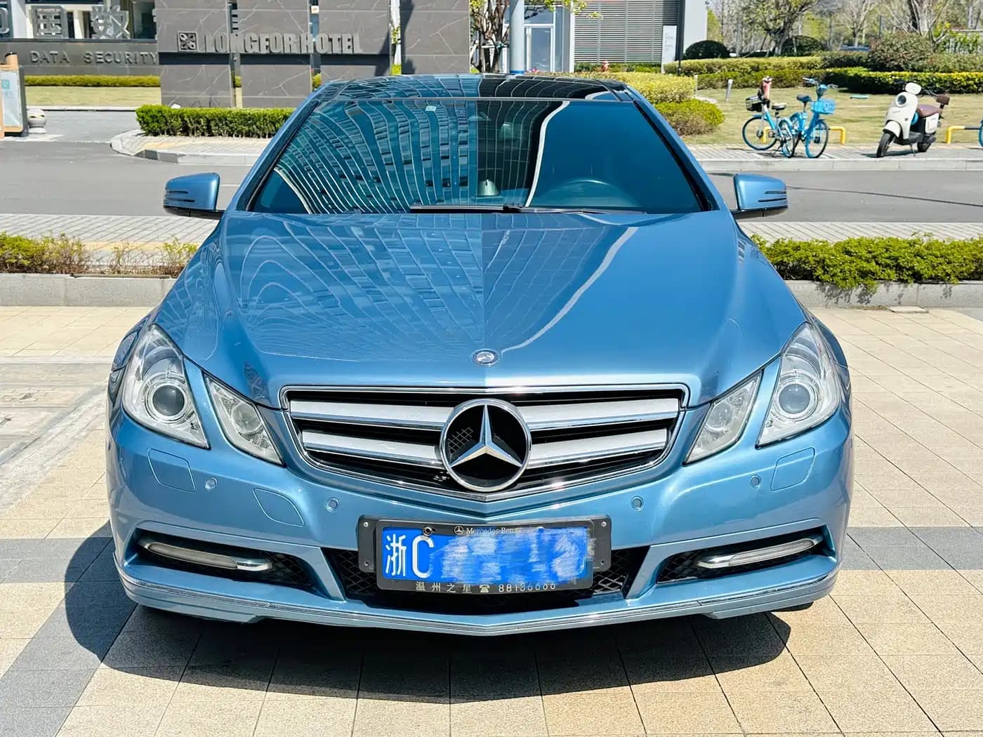 Mercedes-Benz Mercedes-Benz E-Class (Import) 2011 E 260 CGI Coupe