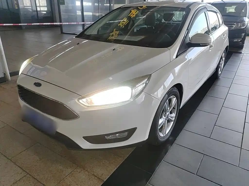Ford Focus 2017 Hatchback 1.6L Auto Comfort Smart Edition