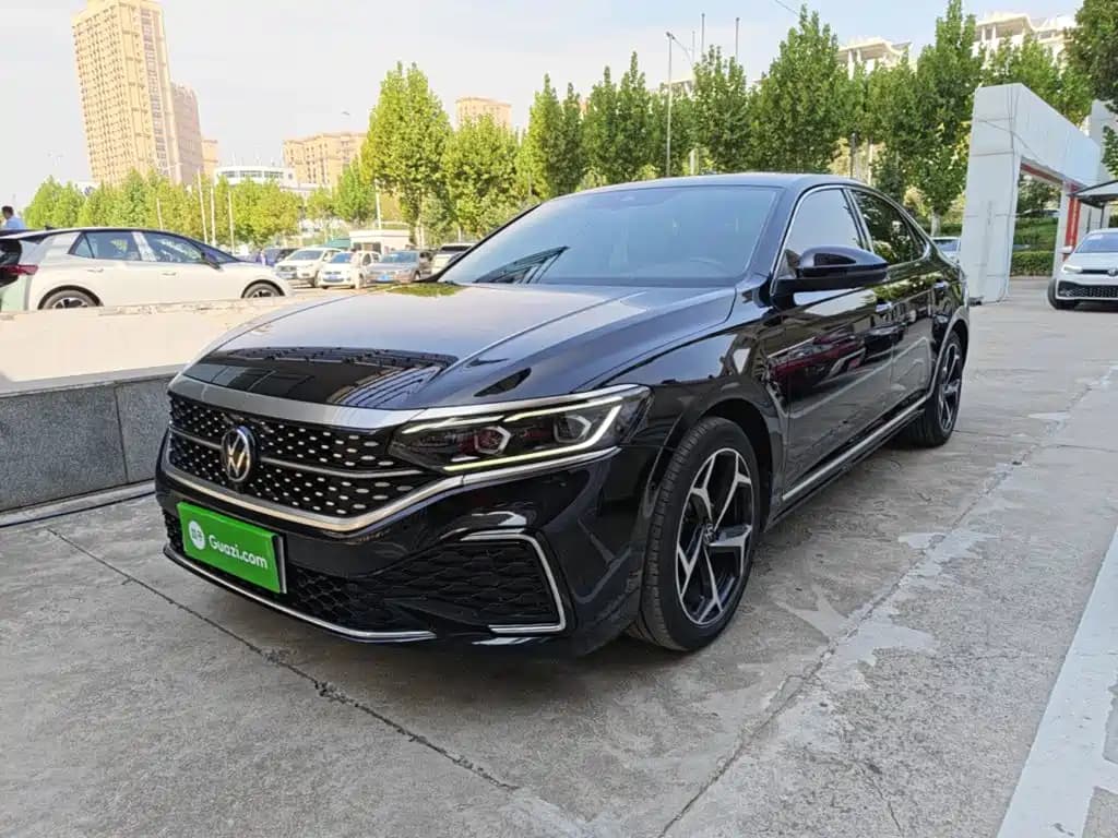 Volkswagen Passat 2024 380TSI Starlight Dragon Glory Edition