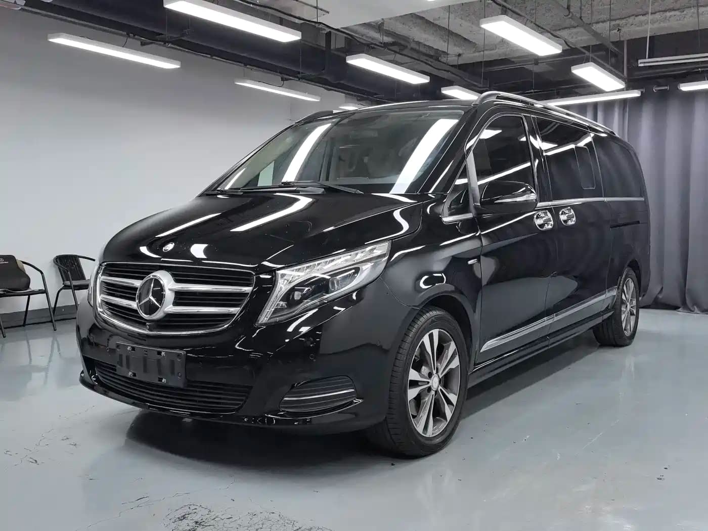 Mercedes-Benz V-Class 2016 V 260 L Premium Long
