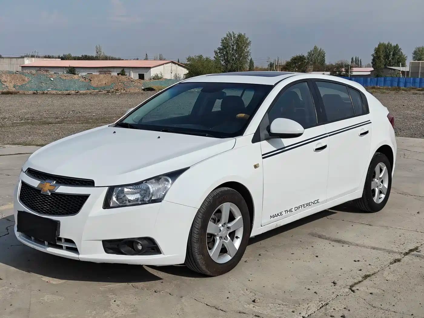 Chevrolet Cruze 2013 Hatchback 1.6L Manual Luxury