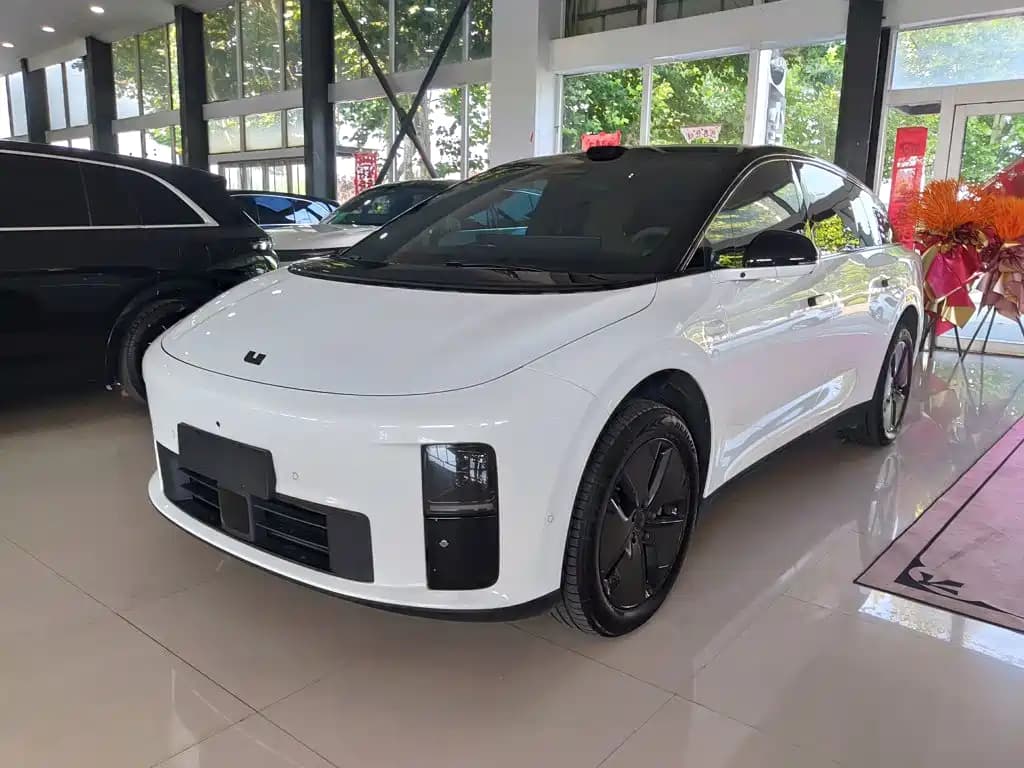Li Xiang i6 Li Auto Li Auto 2025 2WD Base Model