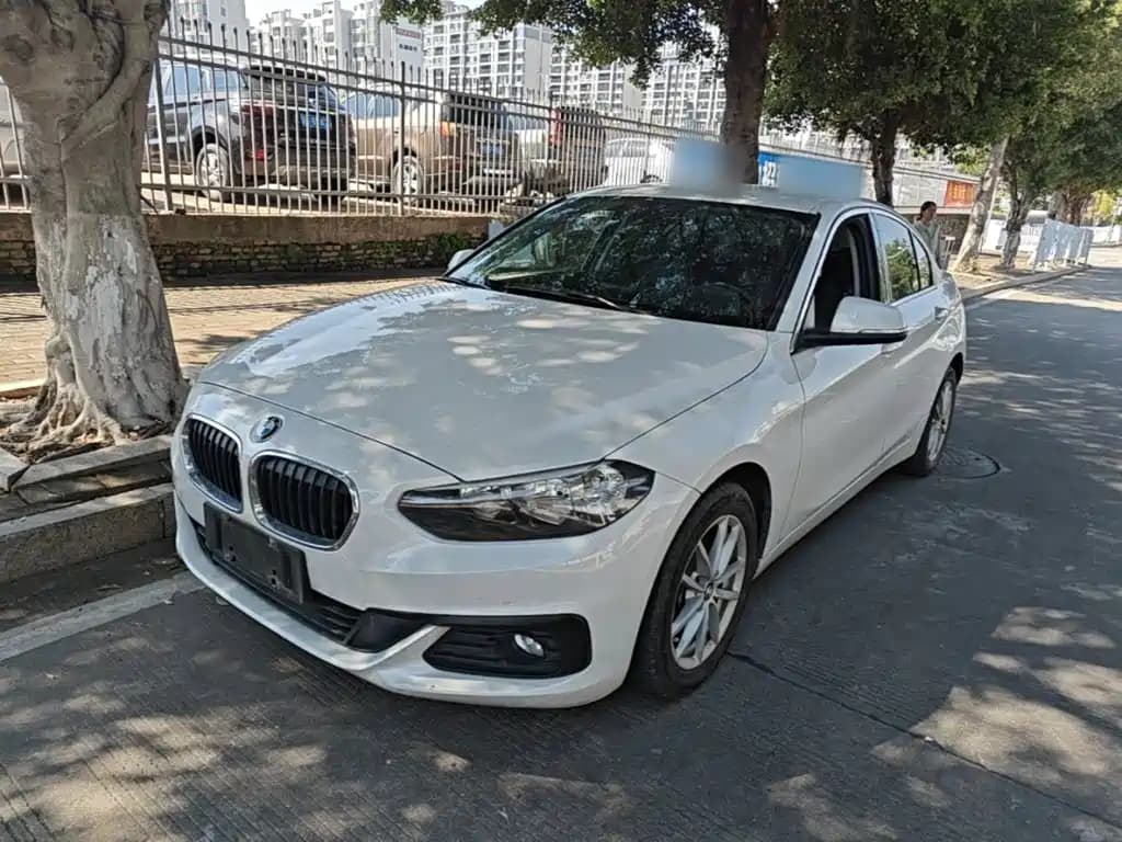 BMW 1 Series 2018 118i Fashion Edition