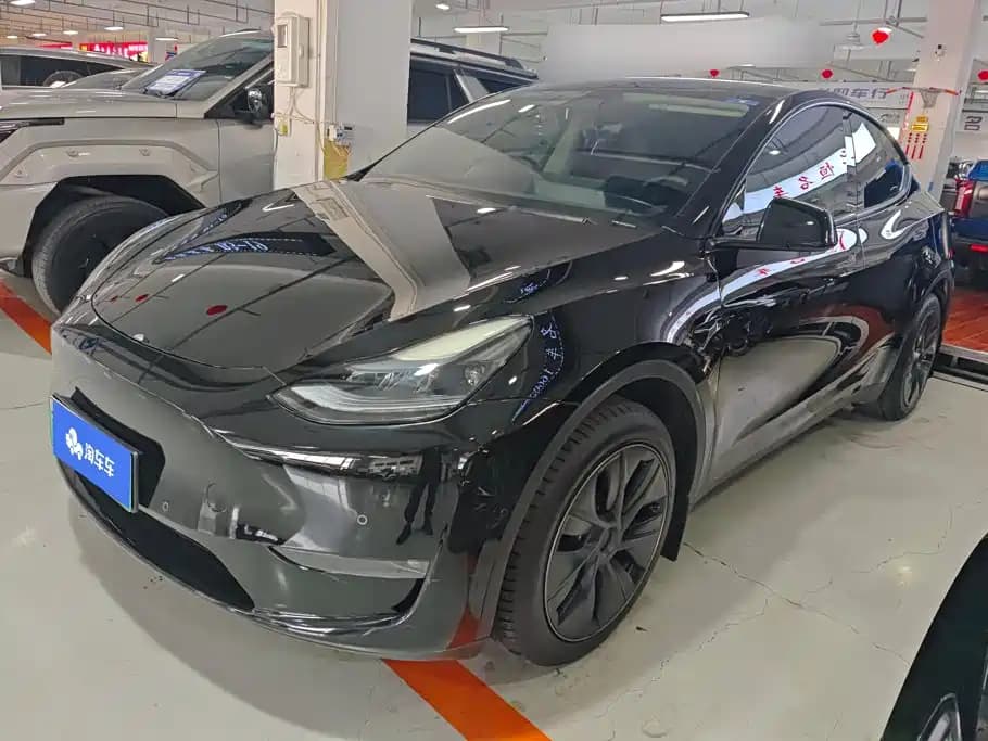 Tesla Model Y 2023 Long Range All-Wheel Drive Edition