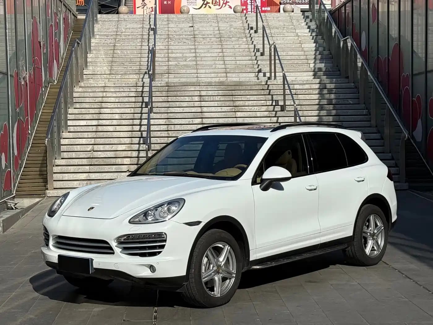 Porsche Cayenne 2014 Platinum Edition 3.0T