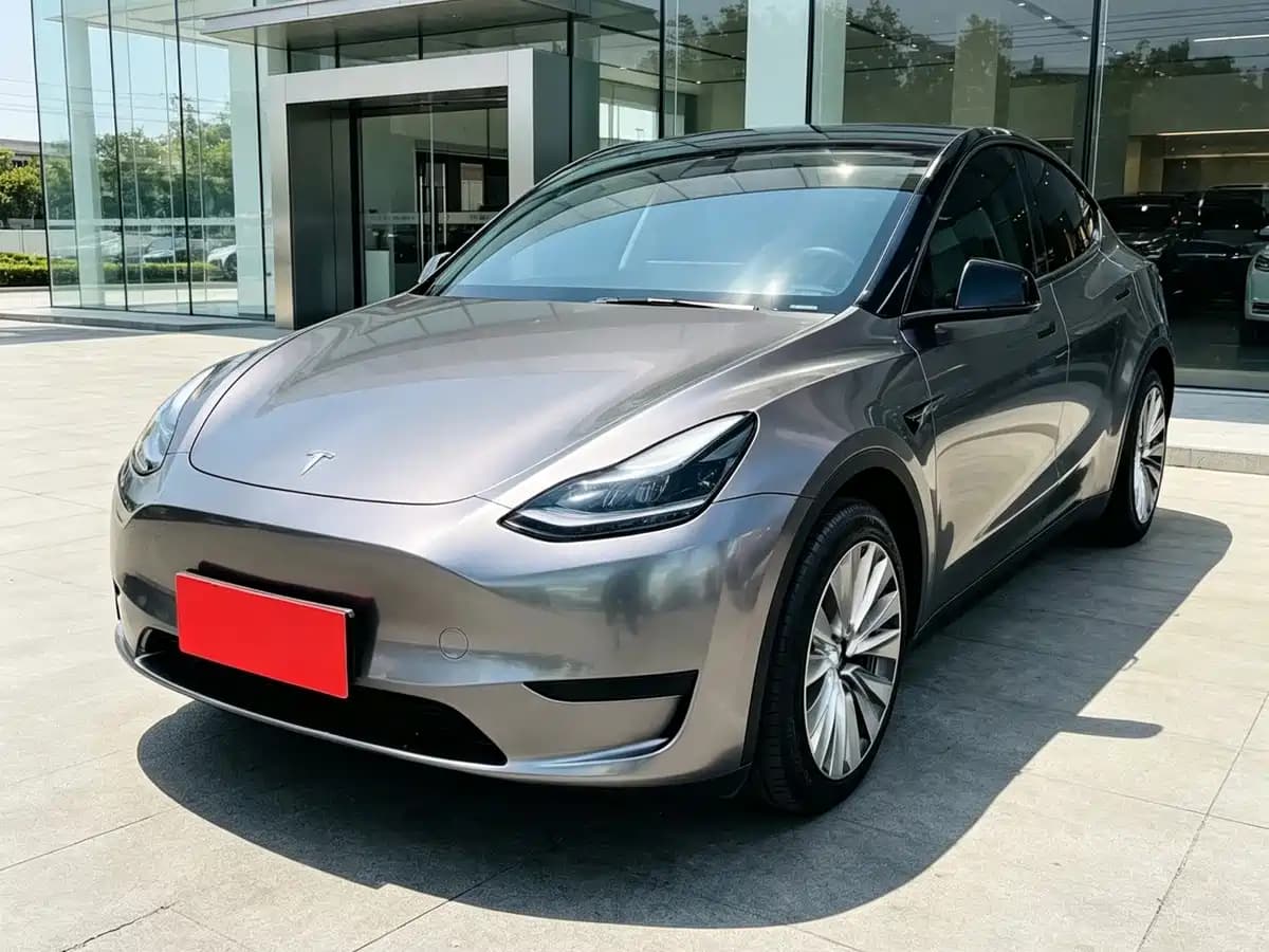 Tesla Model Y 2024 Rear-Wheel Drive Version