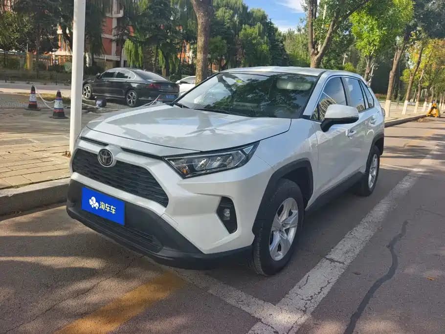 Toyota RAV4 Rongfang 2024 2.0L CVT FWD Urban Edition