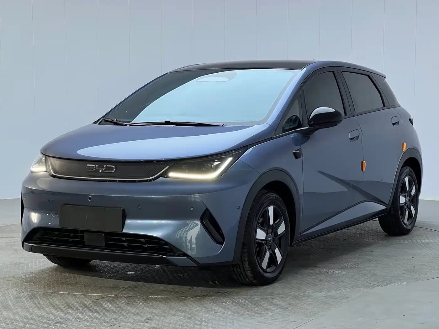 BYD Dolphin 2025 Smart Drive Edition 410km Fashion Version