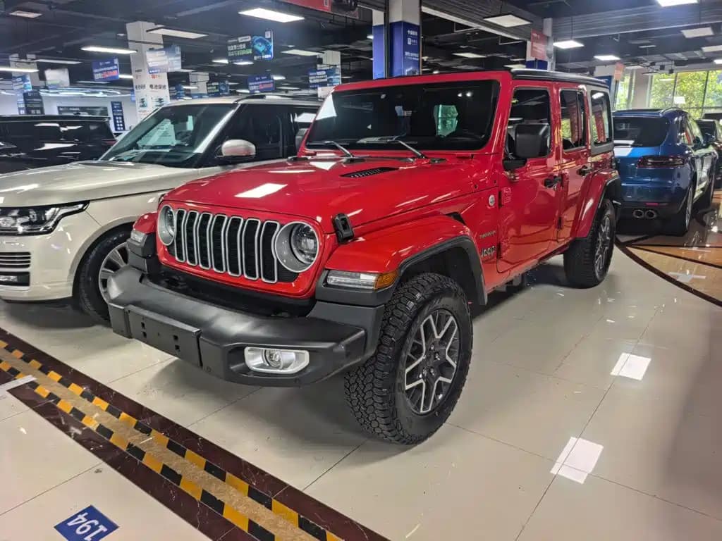 Jeep Wrangler 2024 Model 2.0T Sahara Four-Door Version
