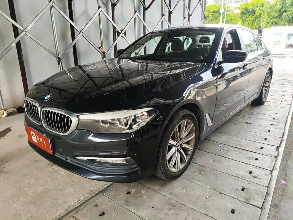 BMW 5 Series 2018 528Li Launch Special Edition