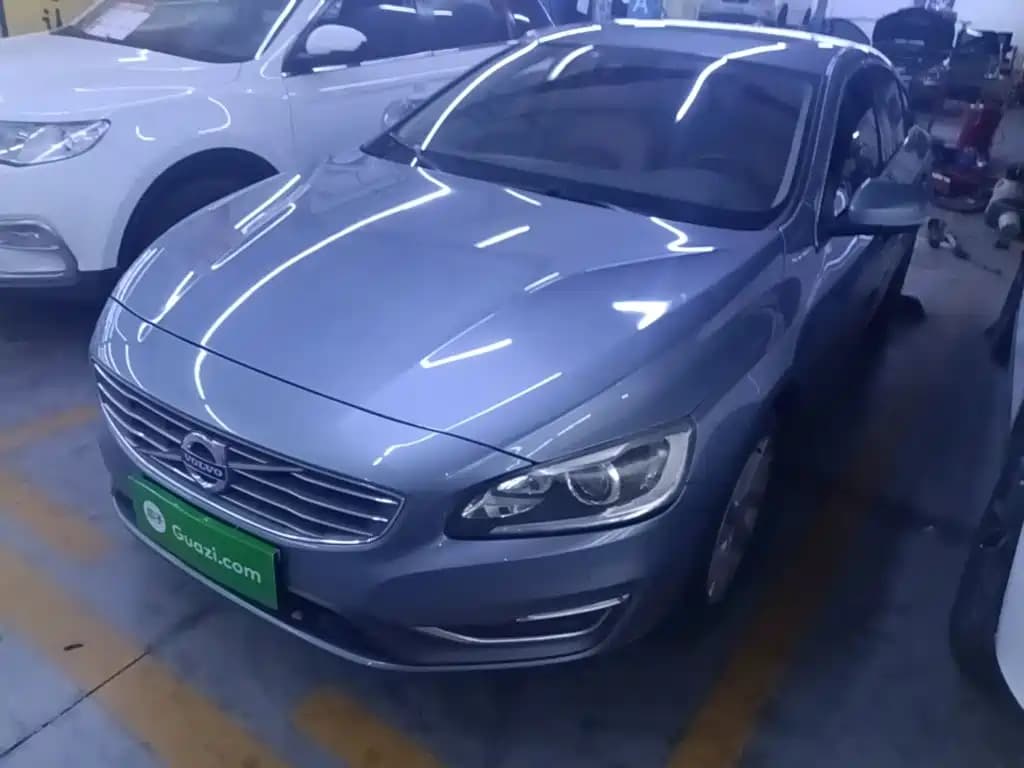 Volvo Volvo S60 2017 S60L T4 Momentum
