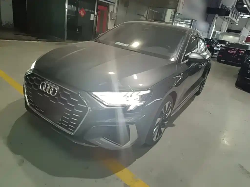 Audi A3 2024 Model A3L Limousine 35 TFSI Fashion Sport