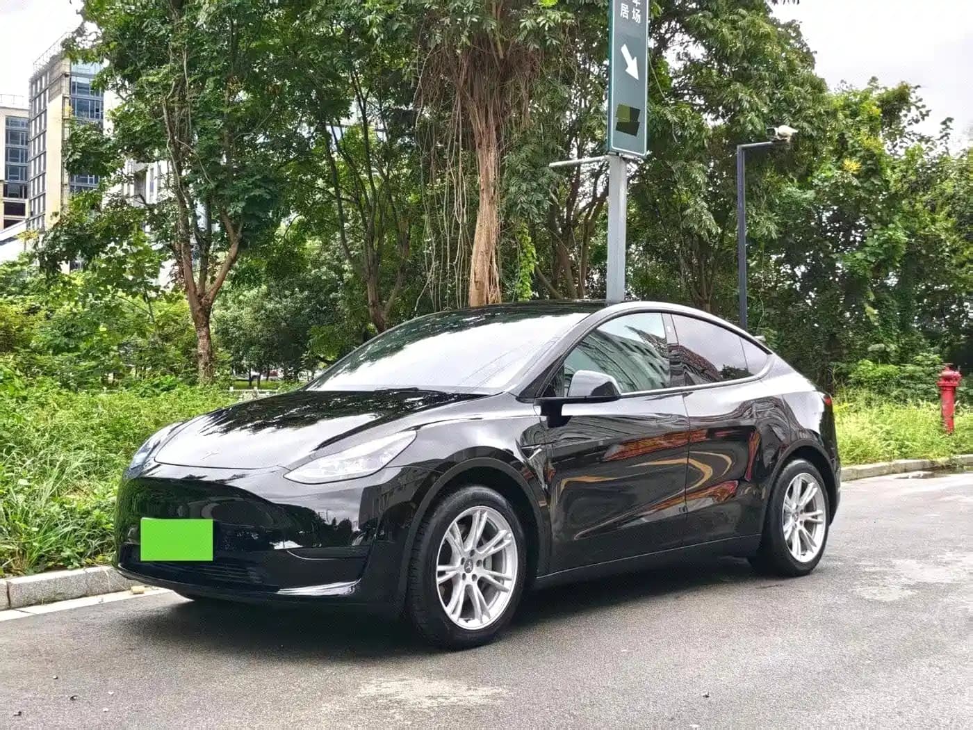 Tesla Model Y 2023 Rear-Wheel Drive Edition