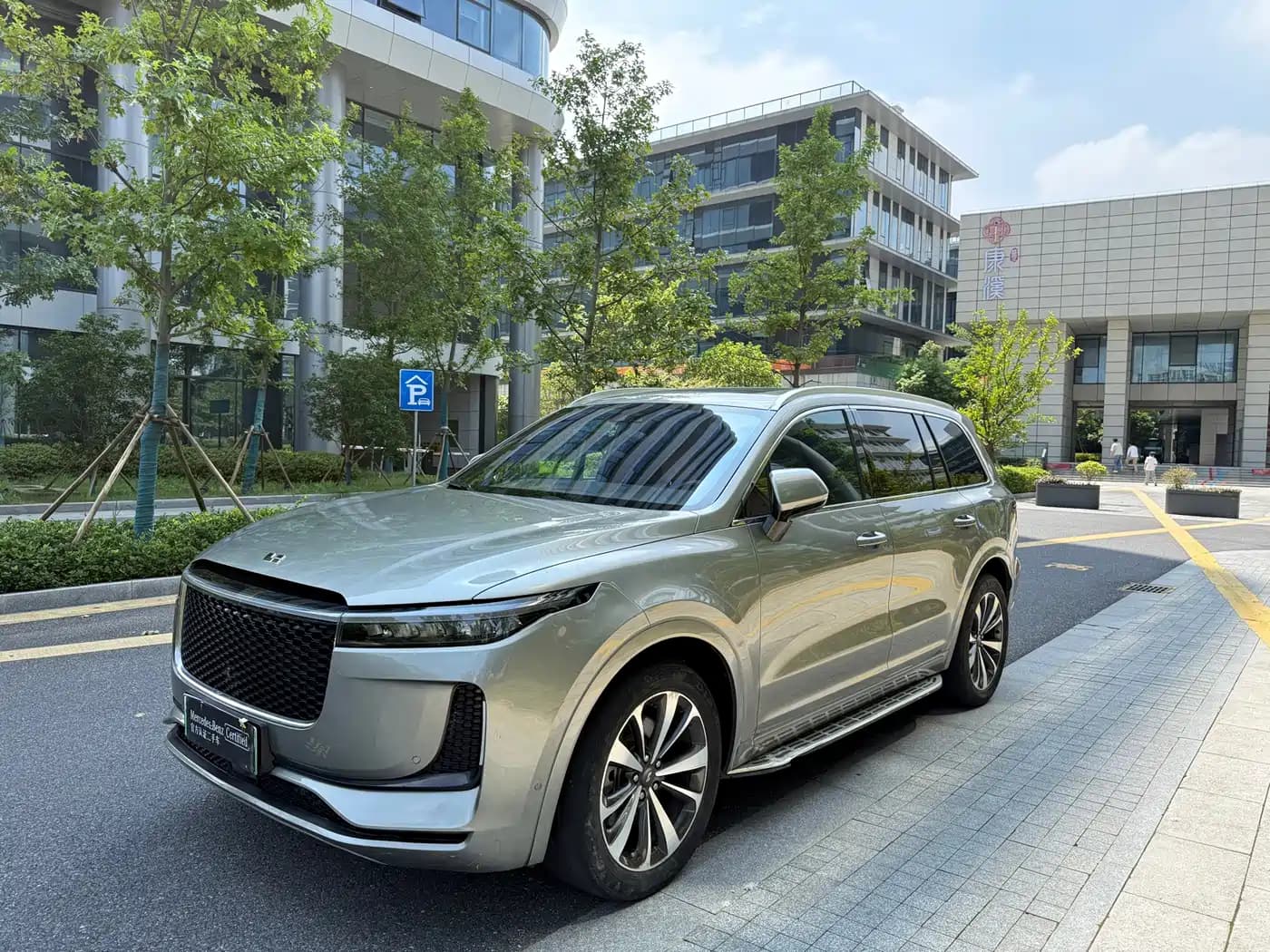 Li Xiang ONE Li Auto Li 2020 Extended Range 6-seater