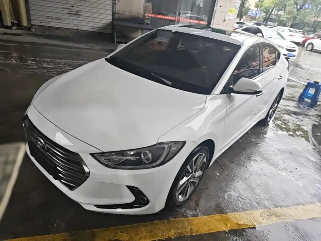 Hyundai Elantra 2016 Model 1.6L Automatic Smart Elite