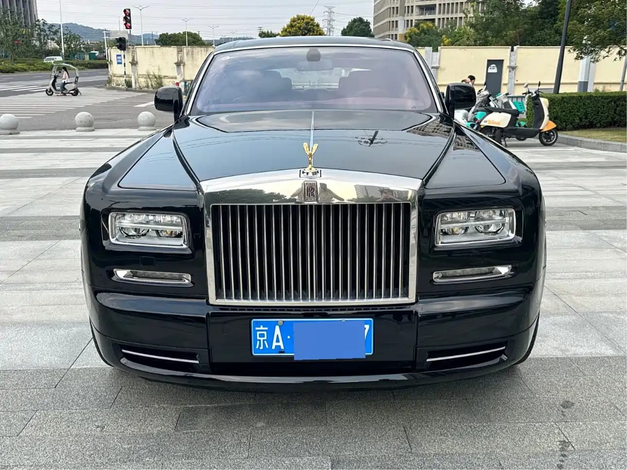 Rolls-Royce Phantom 2013 6.7L Extended Wheelbase (EWB)