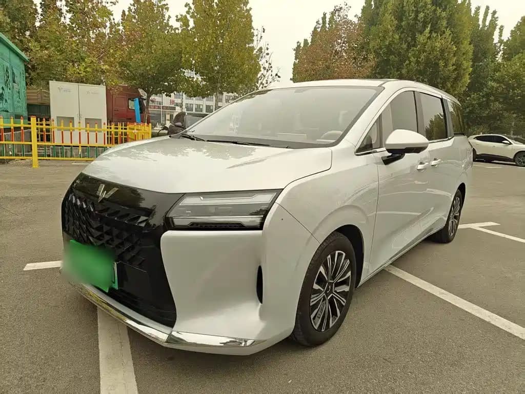 Wuling Motors Xingguang 730 New Energy 2025 Model Plug-in Hybrid Base Version
