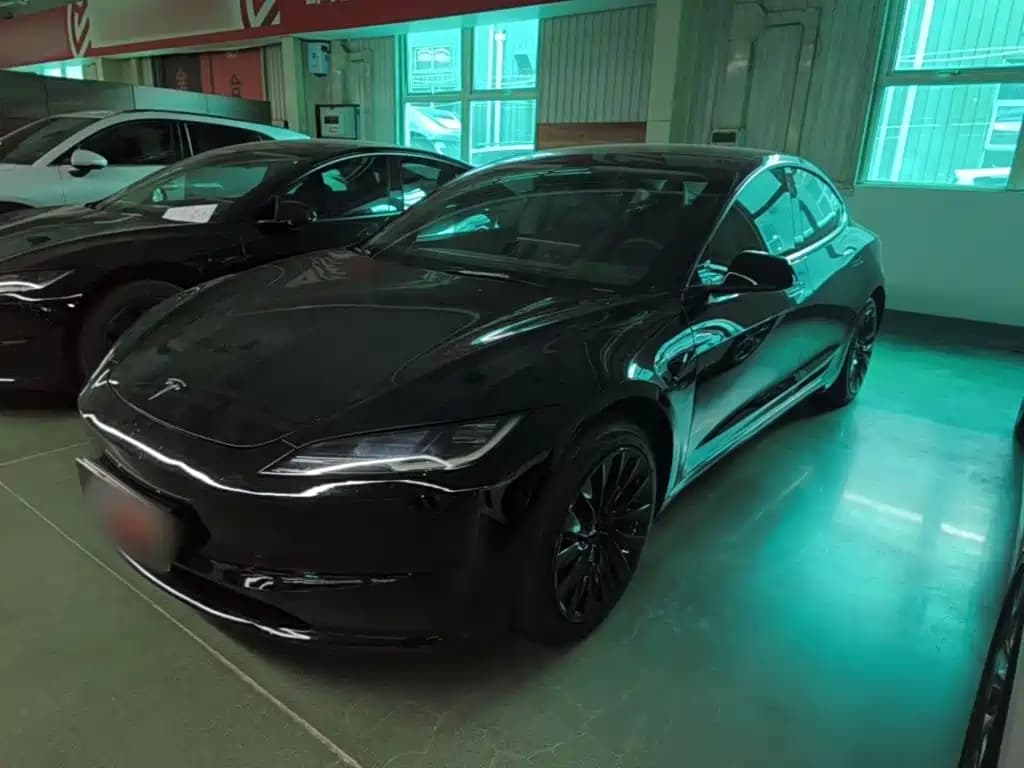 Tesla Model 3 2023 Rear-Wheel Drive