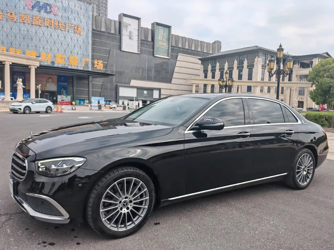 Mercedes-Benz E-Class 2021 E 260 L
