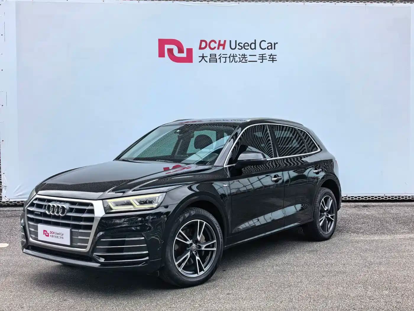 Audi Q5L 2018 40 TFSI Premium Fashion China VI
