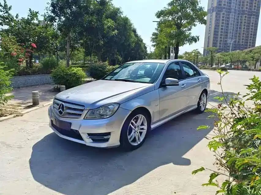 Mercedes-Benz C-Class 2013 C 180 Classic Grand Edition