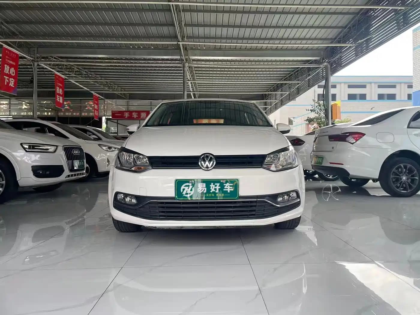 Volkswagen Polo 2014 1.6L Automatic Comfort Edition