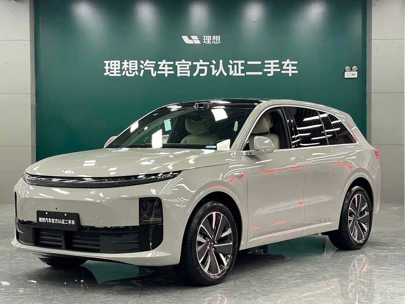 Li Xiang Li Auto Li Auto L6 2025 Max Smart Renewal Edition