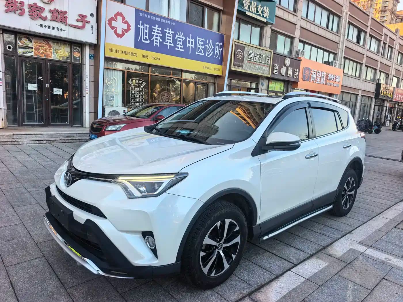 Toyota RAV4 Rongfang 2016 2.0L CVT 4WD New Edge (China V)