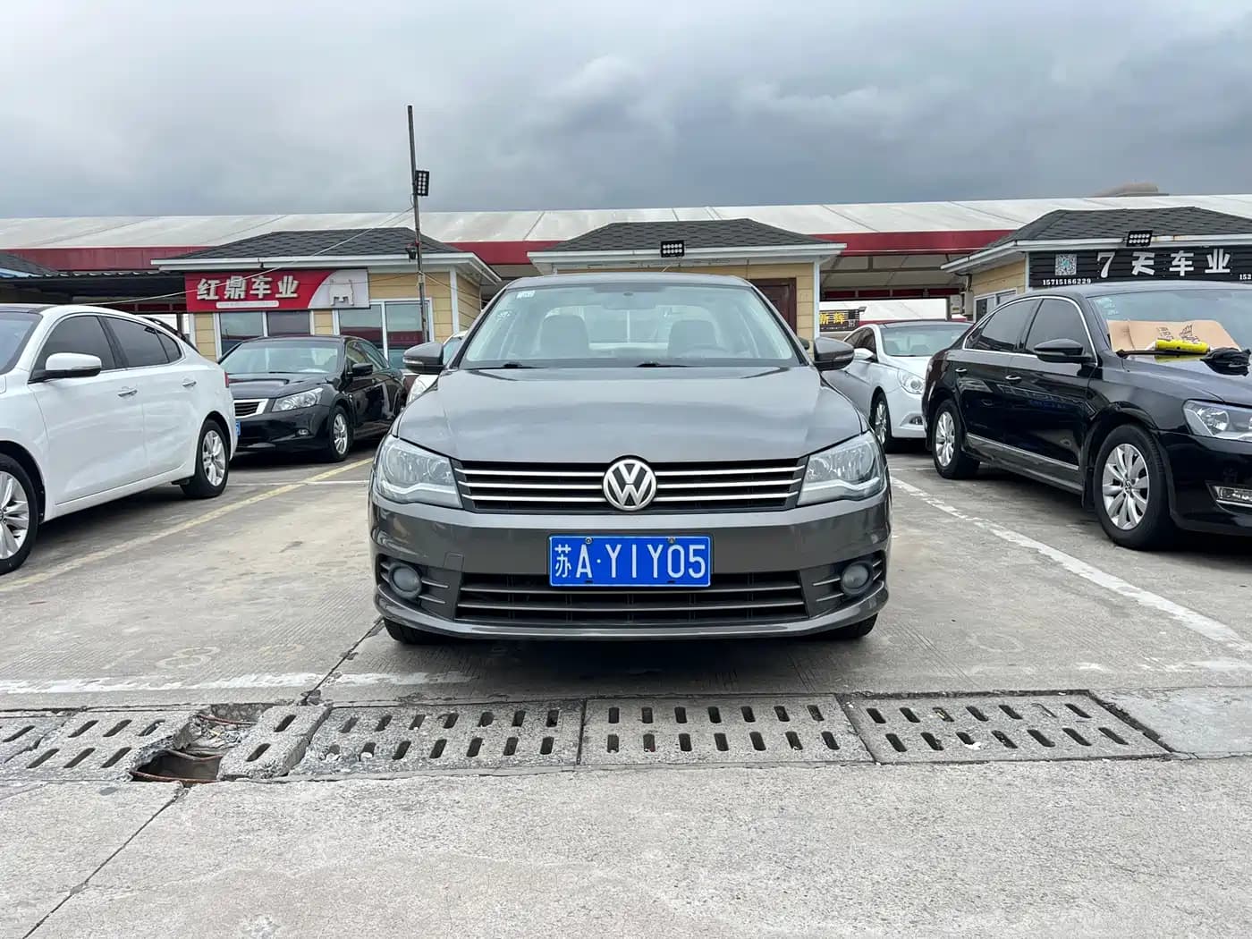 Volkswagen Bora 2013 1.6L Automatic Luxury Model