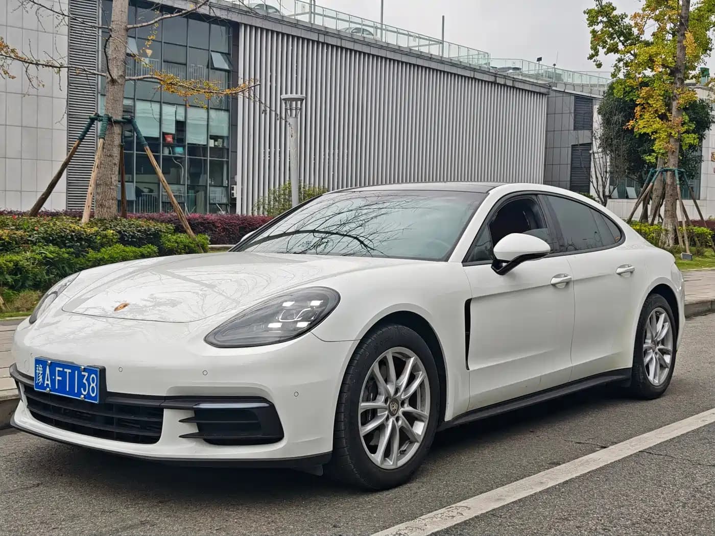 Porsche Panamera 2017 3.0T
