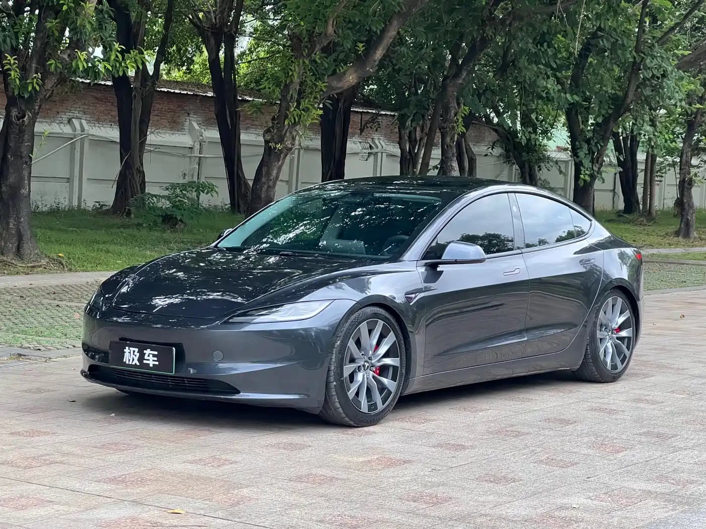 Tesla Model 3 2025 Model Rear-Wheel Drive Edition