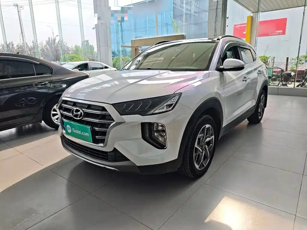 Hyundai Tucson 2019 280TGDi Dual Clutch 2WD Fashion Edition China V