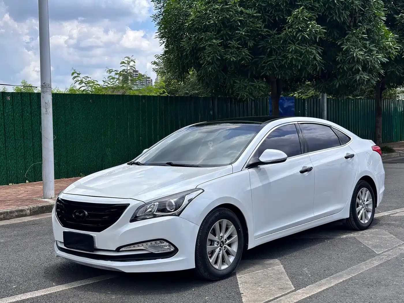 Hyundai Mistra 2014 1.8L Auto Smart GLS