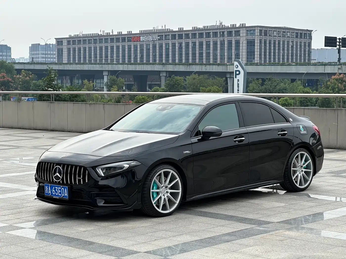 Mercedes-Benz Mercedes-Benz A-Class AMG 2022 AMG A 35 L 4MATIC